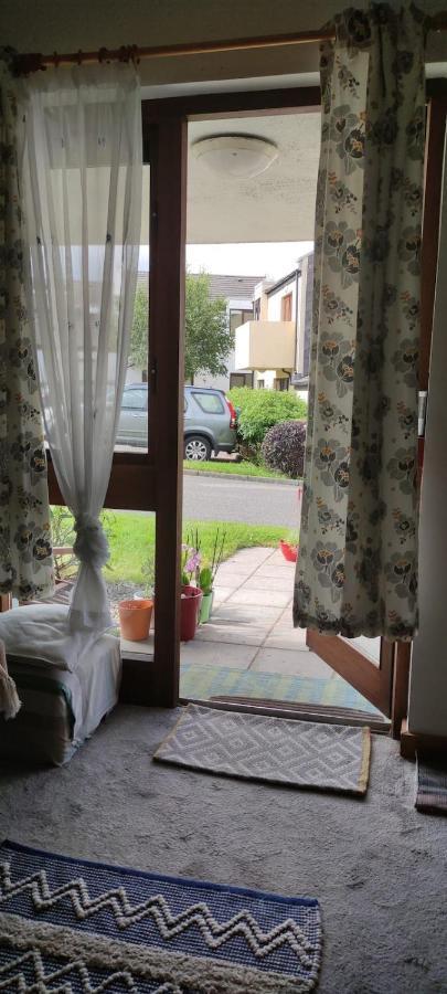 Joanna'S Studio , Key Locker By Whatsapp Own Entrance, Own Bathroom 约尔 外观 照片