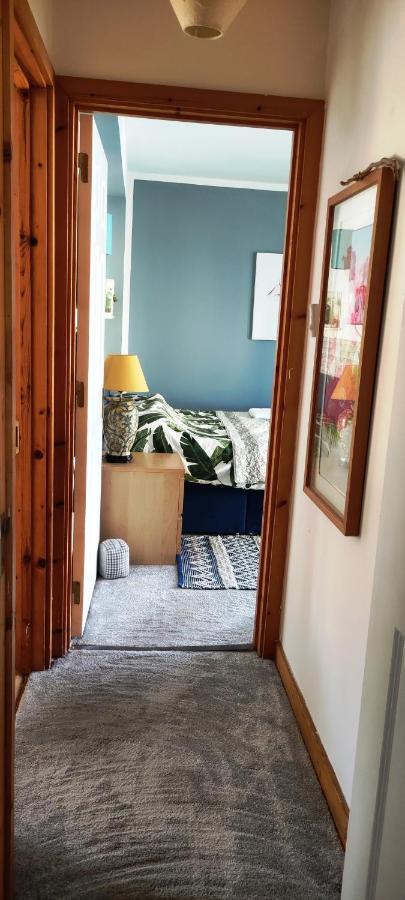 Joanna'S Studio , Key Locker By Whatsapp Own Entrance, Own Bathroom 约尔 外观 照片