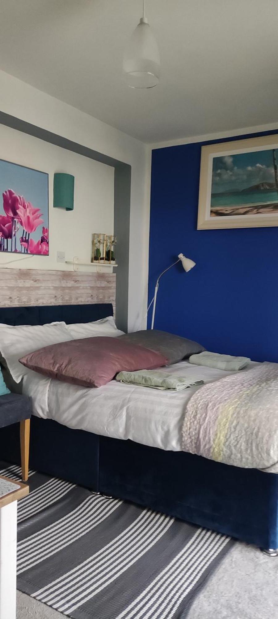 Joanna'S Studio , Key Locker By Whatsapp Own Entrance, Own Bathroom 约尔 外观 照片